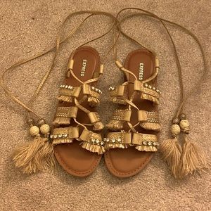 Tassel sandals